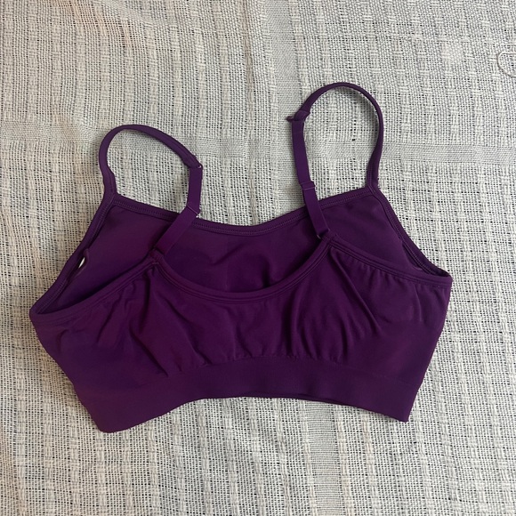 Athleta Renew Sports Bra - Picture 2 of 4